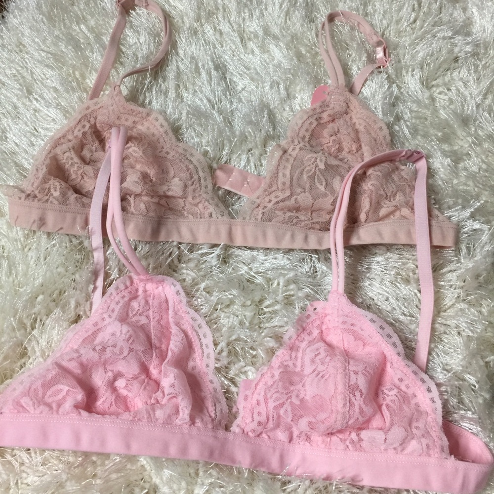 Lace triangle Bralette . - Picture 5 of 7